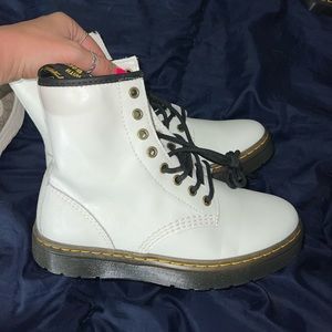 Doc Marten combat boots never worn size 6